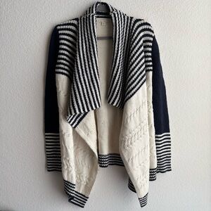 Gap XS sweater cardigan